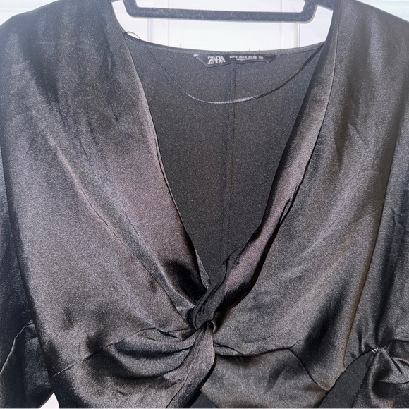 Zara Black Satin Twist-Front Crop Top - Picture 6 of 10
